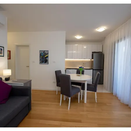 S'akvarel 5 - Private Garage Daire *